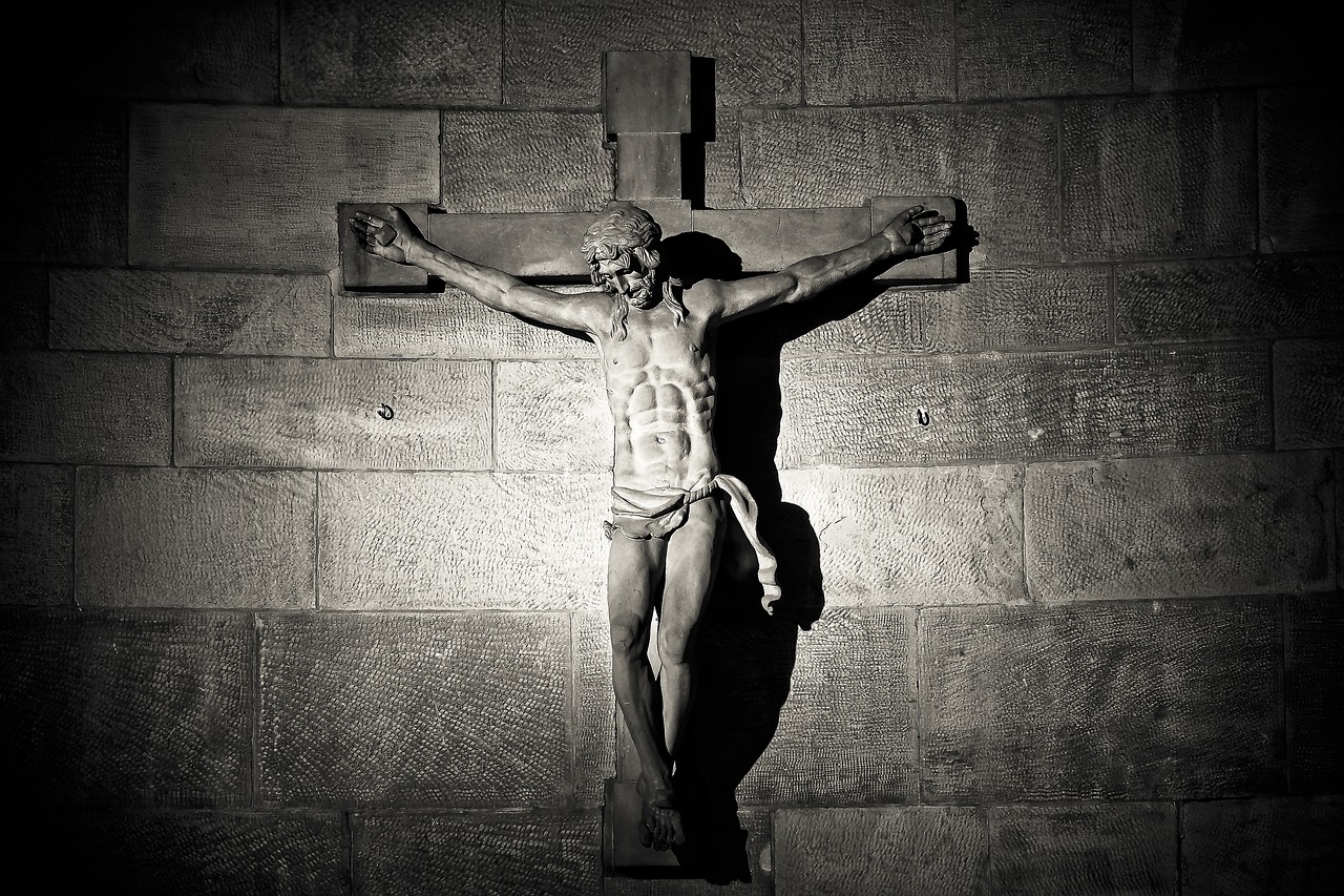 Semana Santa: quem tem medo da cruz?
